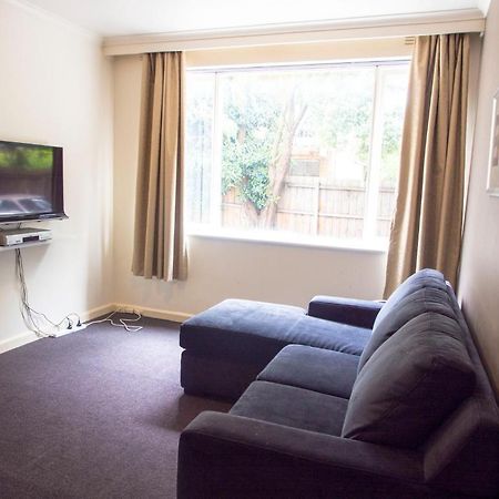 Armadale Serviced Apartments ملبورن الغرفة الصورة